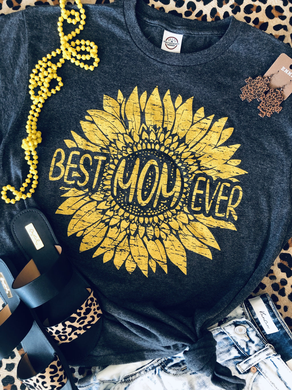 Best Mom Ever Tee - Smarty Pants Boutique NH